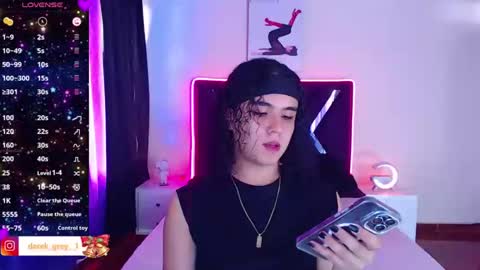 Derek independent online show from January 10, 9:31 pm