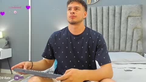 Snapshot of derek_hussain chatting on December 30, 1:48 am Derek Hussain online show from December 30, 1:48 am