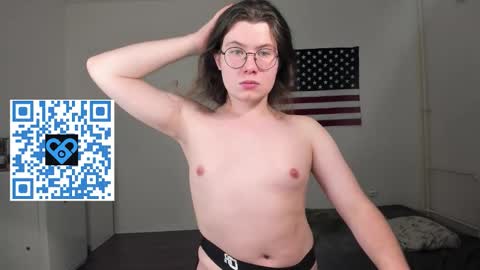 Derek online show from October 31, 7:14 pm