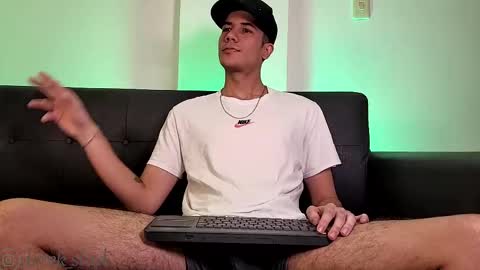 Derek independent model  online show from January 6, 3:32 am