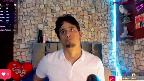 DEREKK   online show from January 18, 8:30 pm