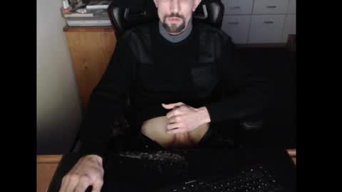 dermattes online show from December 14, 3:36 pm