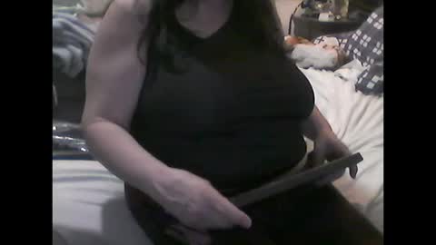 Snapshot of deroseblack chatting on October 10, 3:23 am deroseblack online show from October 10, 3:23 am