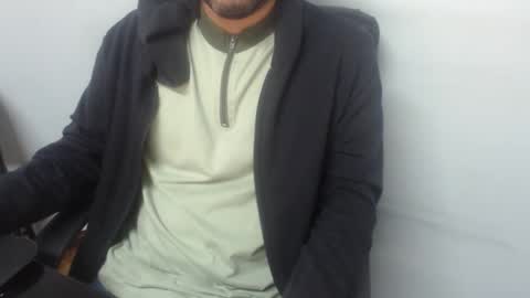     online show from April 22, 9:49 am