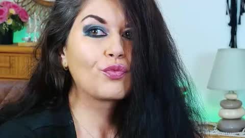 HellenMoon online show from February 3, 12:29 am