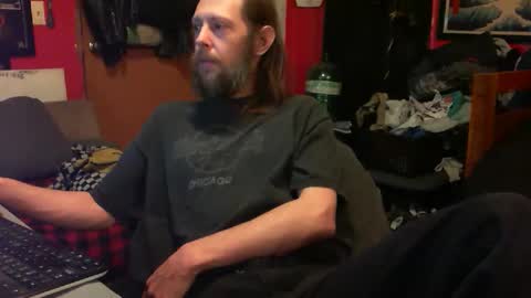 desolation2012 online show from February 6, 9:06 pm