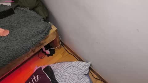 Hot Curvy Blonde online show from March 6, 5:39 am