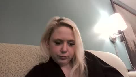 destinydiamondd online show from January 10, 10:48 pm