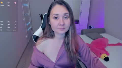 Snapshot of devil_mixie chatting on October 21, 4:32 pm devil_mixie online show from October 21, 4:32 pm