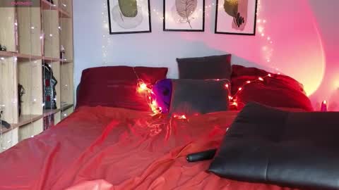 devil_s_bride online show from September 17, 3:37 pm