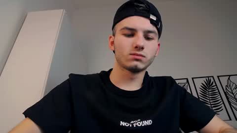 devin_ho online show from February 19, 9:14 pm