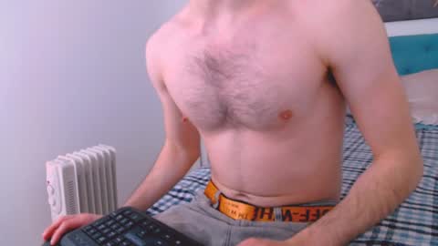 devin_ho online show from January 31, 10:42 am