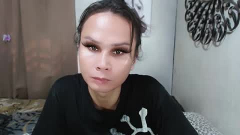 Snapshot of devine_g chatting on January 28, 2:32 am Igat online show from January 28, 2:32 am