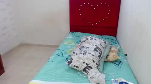 Devora.. online show from March 17, 3:39 pm