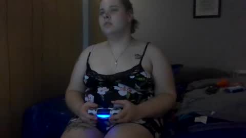 devykitten online show from March 10, 5:43 am