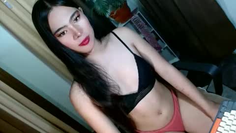 Snapshot of dhy_shane chatting on October 13, 7:05 pm dhy_shane online show from October 13, 7:05 pm