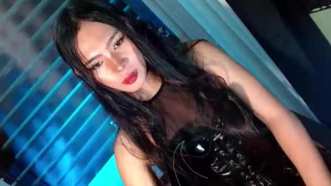 Snapshot of dhy_shane chatting on September 13, 9:45 am dhy_shane online show from September 13, 9:45 am