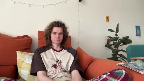 Di Alex online show from April 3, 8:10 am