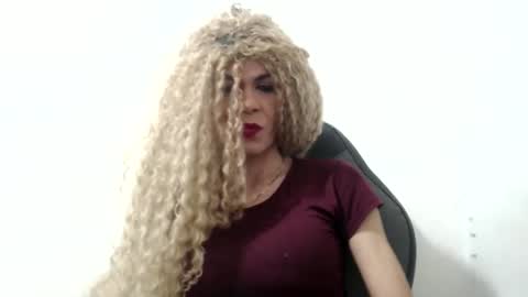 Snapshot of diabla_sexy22cm chatting on October 16, 7:30 am diabla_sexy22cm online show from October 16, 7:30 am