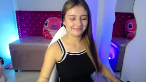 diamond_juliana_ online show from February 18, 3:39 am