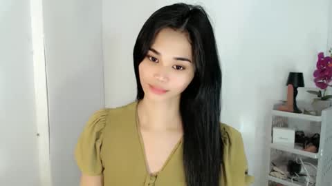 diamond_temptress online show from February 18, 5:51 am