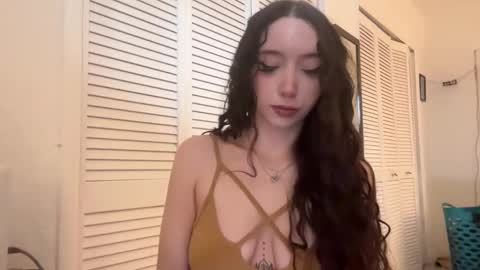 diamondvirgn online show from January 12, 7:54 pm