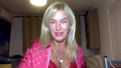 diana583578 online show from September 25, 4:36 pm