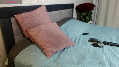 Snapshot of diana_lambert chatting on March 10, 11:34 am diana_lambert online show from March 10, 11:34 am