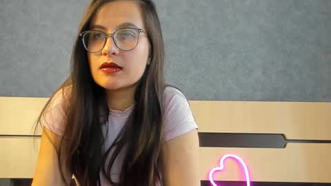 Hello my name is Carolina online show from October 19, 11:48 am