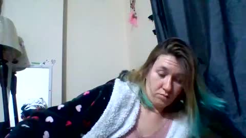 dianarussell864 online show from April 4, 1:01 am