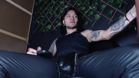 DICAPRIO online show from September 9, 10:54 pm