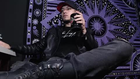 DICAPRIO online show from January 28, 2:53 pm