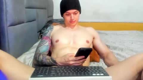 jhon online show from November 9, 10:12 pm