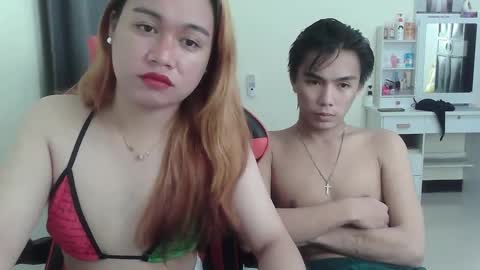 Snapshot of dickbigben chatting on February 17, 7:12 pm Ben and Christy online show from February 17, 7:12 pm