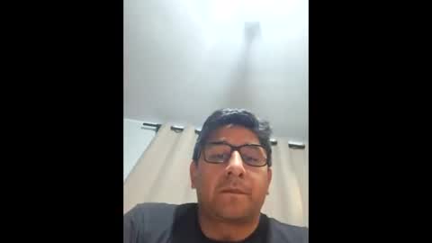 Snapshot of dickeduardo chatting on October 4, 7:06 am dickeduardo online show from October 4, 7:06 am