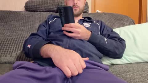 Snapshot of dickjulian chatting on February 13, 12:13 am Im Julian all cum shot videos here online show from February 13, 12:13 am