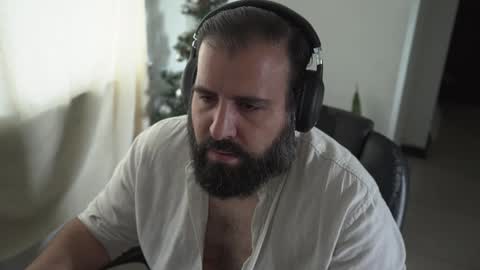 Cristian Dipolino online show from December 7, 8:00 pm