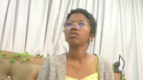 Snapshot of didoelizabeth chatting on October 1, 1:54 pm didoelizabeth online show from October 1, 1:54 pm