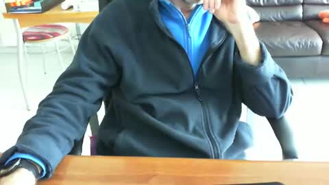 didonc from france..... online show from March 14, 1:59 pm