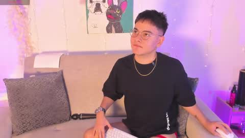 Diego Robles online show from May 9, 11:55 pm