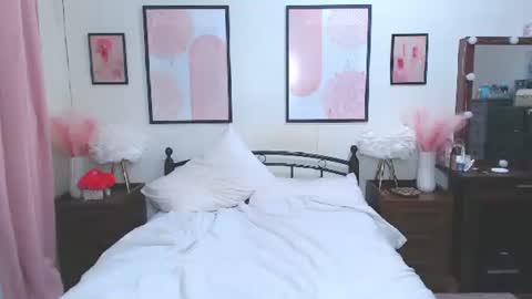 Dennesse online show from February 19, 11:20 am