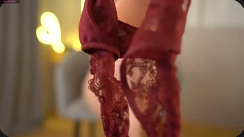 Sophie online show from February 10, 6:45 pm