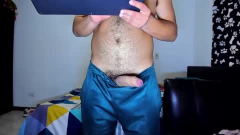 Snapshot of diiego_xxx chatting on October 7, 12:56 pm diiego_xxx online show from October 7, 12:56 pm