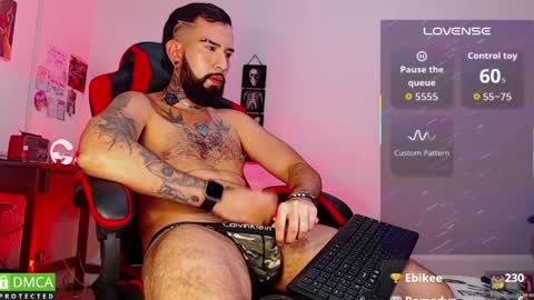  Dylan  online show from April 9, 12:58 am