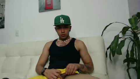 dilanxxx8888 online show from October 29, 6:26 am