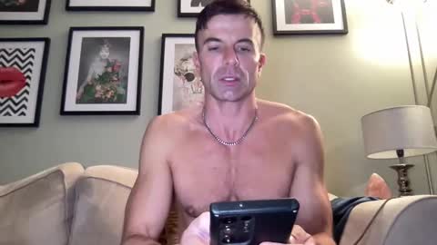 Dillon online show from January 28, 8:15 pm