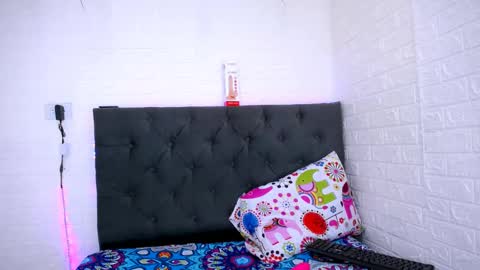 Snapshot of dina_mcry chatting on March 10, 7:07 pm DINA online show from March 10, 7:07 pm