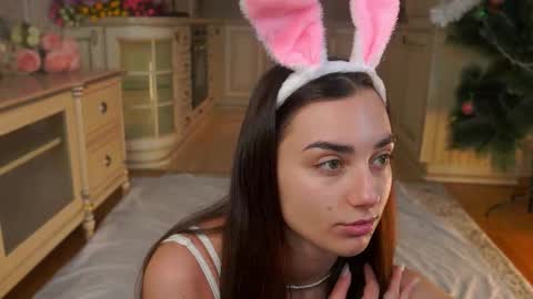 Dina and ill be glad to be here with you follow to me  online show from January 14, 2:52 am