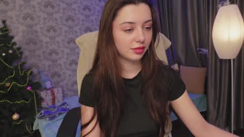Snapshot of dinacandy chatting on December 30, 1:36 pm dinacandy online show from December 30, 1:36 pm