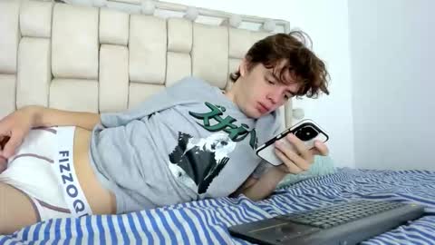 apollo online show from December 4, 1:33 pm